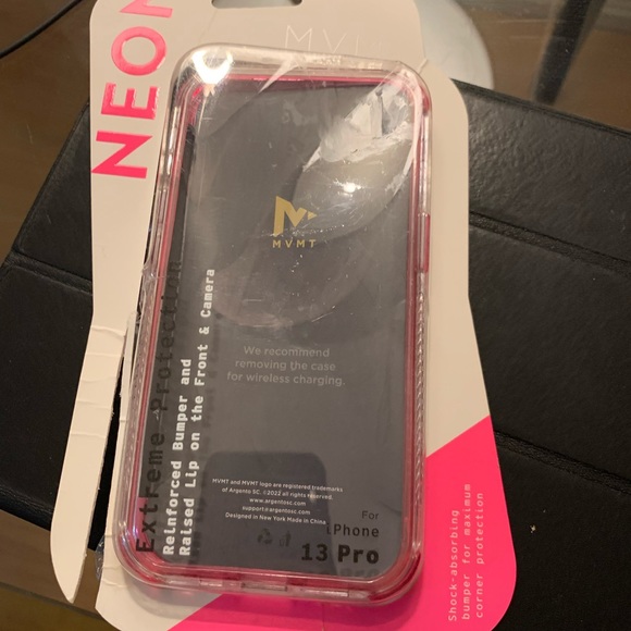 iPhone 13 pro case - Picture 8 of 9